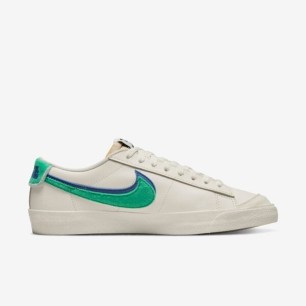 Chaussures de sport Homme BLAZER LOW '77 SE DO9777001 - NIKE