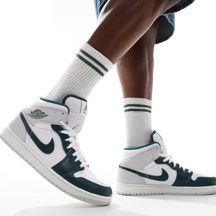 Chaussures de sport Homme NIKE AIR JORDAN 1 MID SE FQ7720103 - NIKE